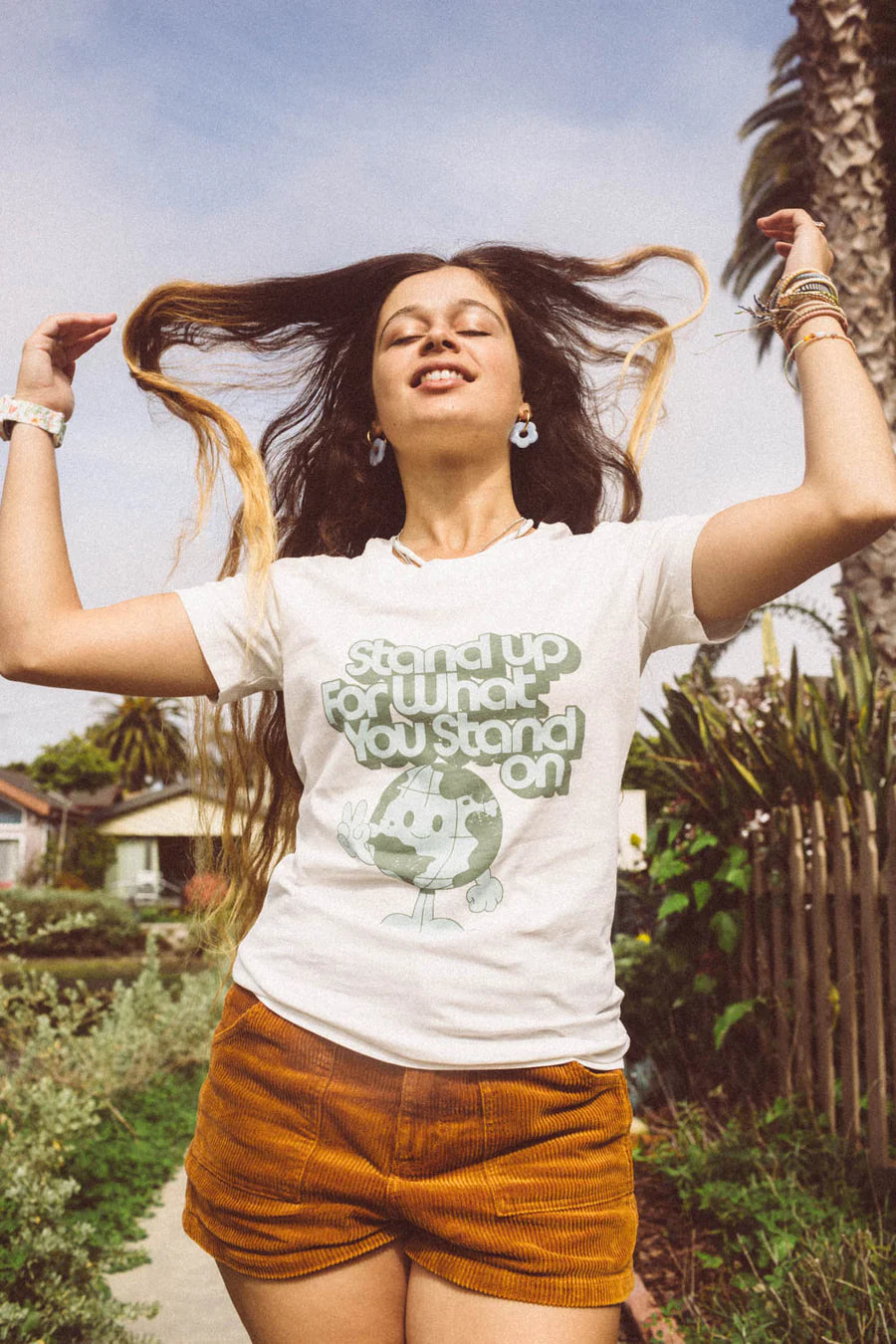 What is the difference between a t shirt and a graphic tee The Bee The Fox