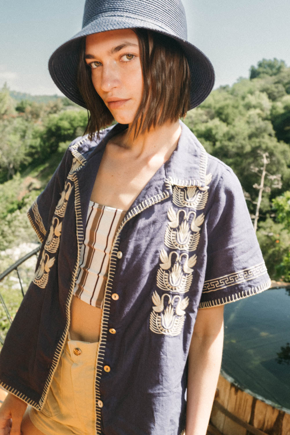 The Paloma Button-Down – The Bee & The Fox